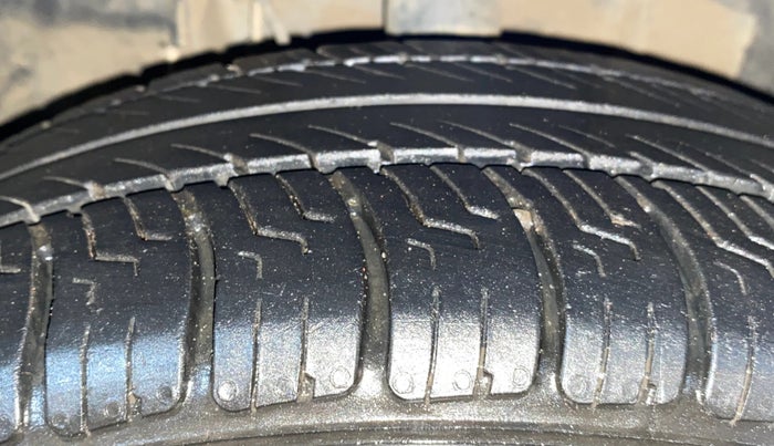 2022 Tata Tiago XT PETROL, Petrol, Manual, 82,299 km, Left Front Tyre Tread