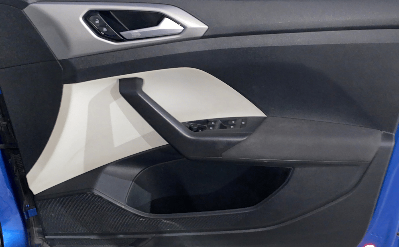 2023 Volkswagen TAIGUN HIGHLINE 1.0 TSI AT, Petrol, Automatic, 44,100 km, Driver Side Door Panels Control