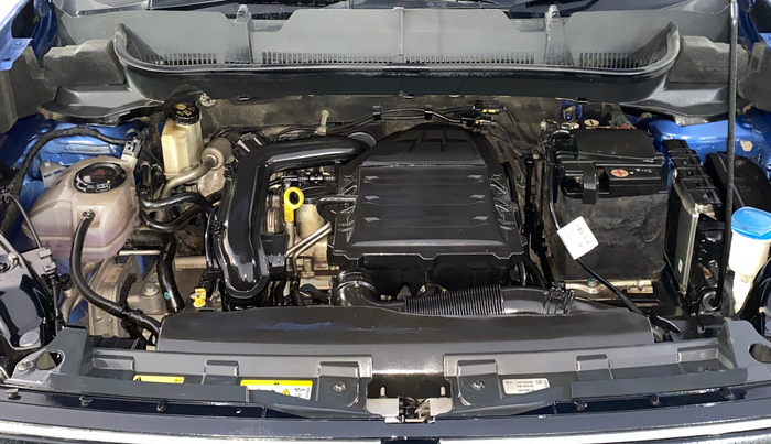 2023 Volkswagen TAIGUN HIGHLINE 1.0 TSI AT, Petrol, Automatic, 44,100 km, Engine View