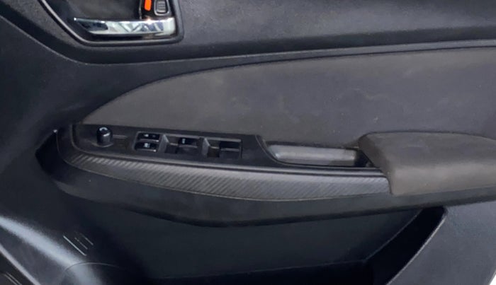 2020 Maruti Swift VXI, Petrol, Manual, 1,08,286 km, Driver Side Door Panels Control