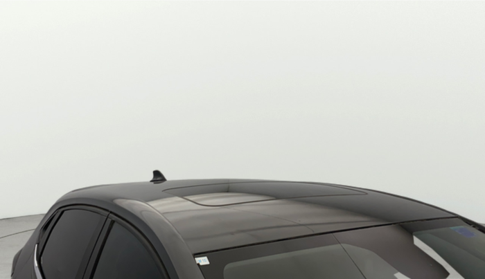 2024 Tata ALTROZ XM PLUS SUNROOF, Petrol, Manual, 13,766 km, Moonroof/ Sunroof