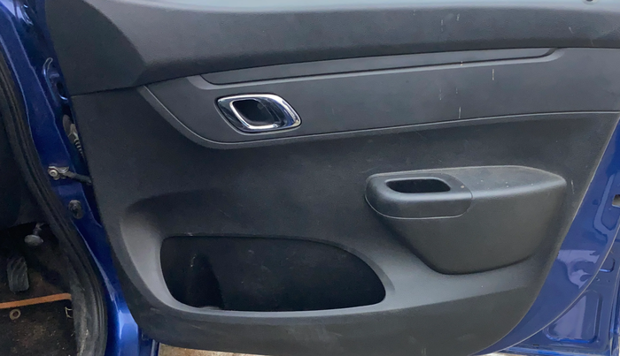 2020 Renault Kwid CLIMBER 1.0 AMT (O), Petrol, Automatic, 76,660 km, Driver Side Door Panels Control