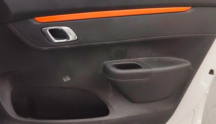 2021 Renault Kwid CLIMBER 1.0 AMT (O), Petrol, Automatic, 34,062 km, Driver Side Door Panels Control