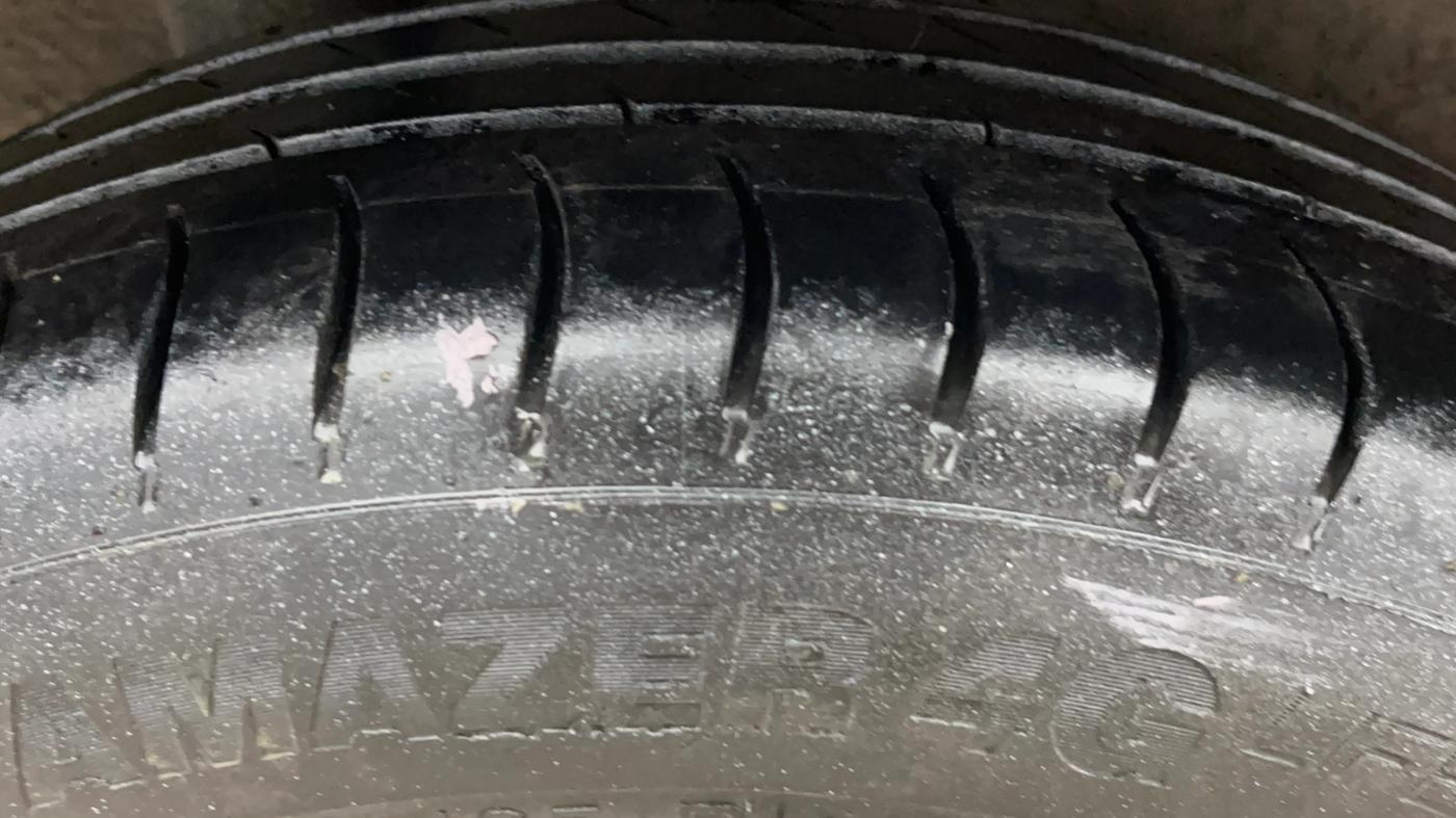2014 Honda Brio S MT, Petrol, Manual, 71,771 km, Right Rear Tyre Tread