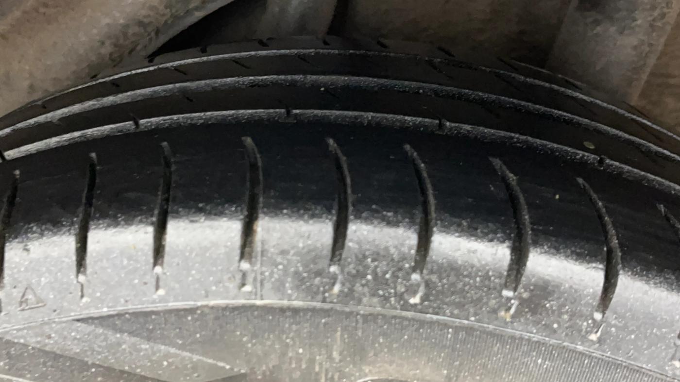 2014 Honda Brio S MT, Petrol, Manual, 71,771 km, Left Rear Tyre Tread