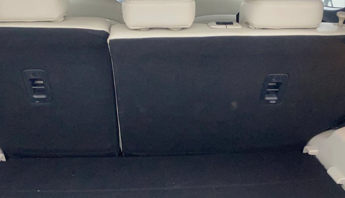 2019 Mahindra XUV300 W8 (O) 1.5 DIESEL, Diesel, Manual, 87,870 km, Boot Inside