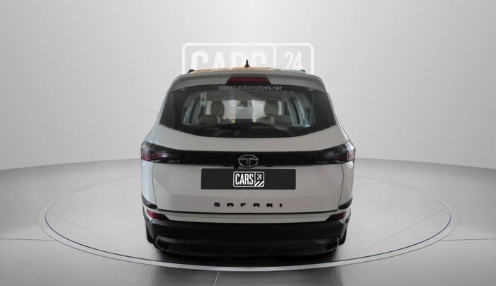 2022 Tata Safari XZA PLUS ADVENTURE, Diesel, Automatic, 16,744 km, Back/Rear