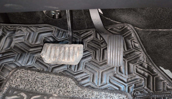 2022 Tata Safari XZA PLUS ADVENTURE, Diesel, Automatic, 16,744 km, Pedals