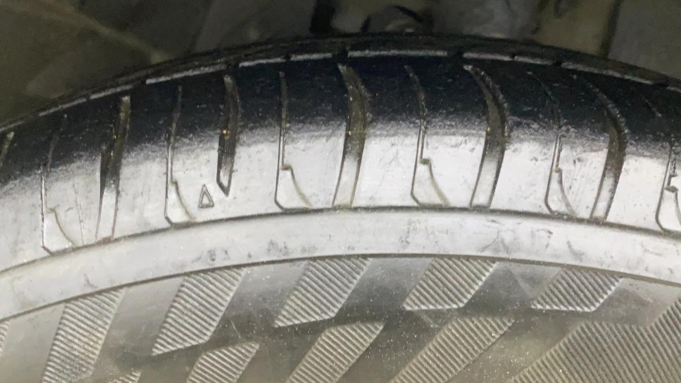 2018 Ford New Figo TITANIUM1.5 DIESEL, Diesel, Manual, 51,350 km, Right Front Tyre Tread