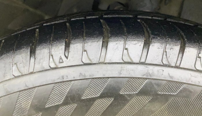 2018 Ford New Figo TITANIUM1.5 DIESEL, Diesel, Manual, 51,350 km, Right Front Tyre Tread