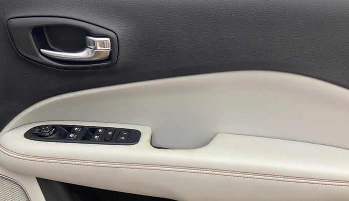 2018 Jeep Compass LIMITED 2.0 DIESEL, Diesel, Manual, 71,114 km, Driver Side Door Panels Control