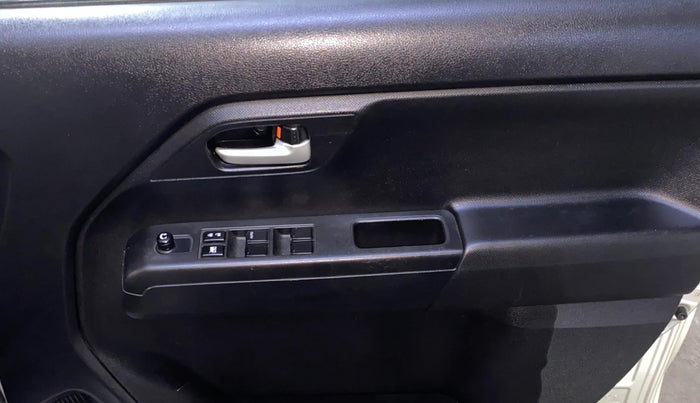 2019 Maruti New Wagon-R VXI 1.0, Petrol, Manual, 11,095 km, Driver Side Door Panels Control