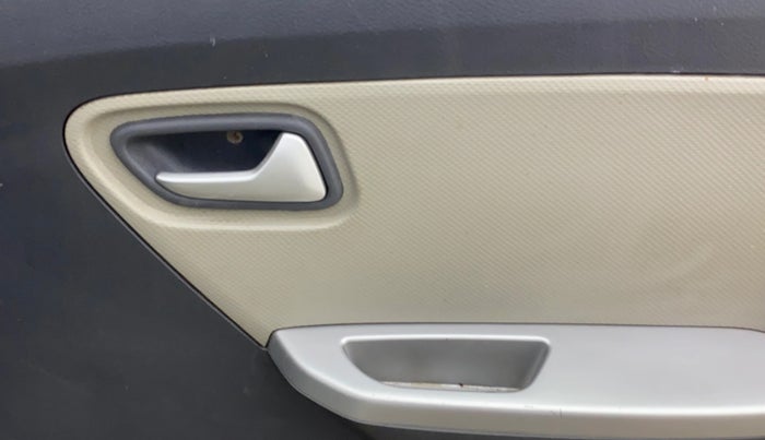 2017 Maruti Alto K10 VXI, Petrol, Manual, 36,534 km, Driver Side Door Panels Control