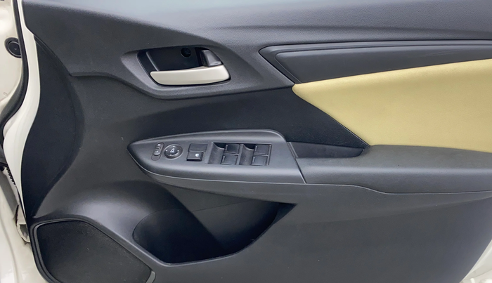 2015 Honda Jazz 1.2L I-VTEC S AT, Petrol, Automatic, 92,646 km, Driver Side Door Panels Control