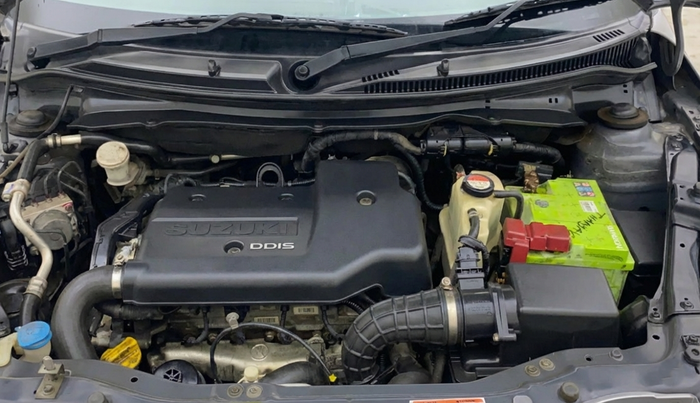 2014 Maruti Swift VDI, Diesel, Manual, 1,22,200 km, Engine View