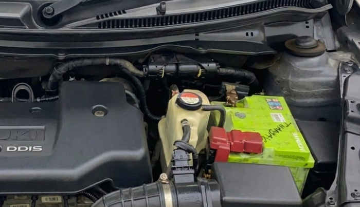 2014 Maruti Swift VDI, Diesel, Manual, 1,22,200 km, Engine View - Left