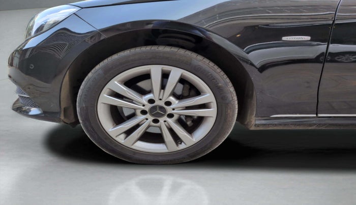 2016 Mercedes Benz E Class E 250 CDI Avantgarde, Diesel, Automatic, 62,468 km, Left Front Wheel