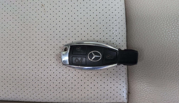 2016 Mercedes Benz E Class E 250 CDI Avantgarde, Diesel, Automatic, 62,468 km, Key Close Up