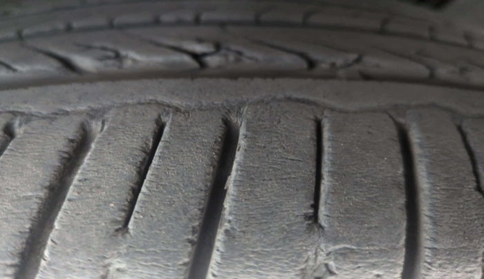 2017 Skoda Superb STYLE 1.8 TSI AT, Petrol, Automatic, 59,623 km, Right Rear Tyre Tread