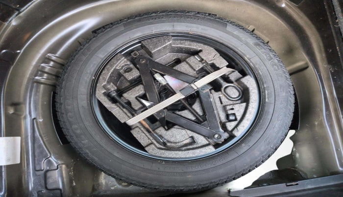 2017 Skoda Superb STYLE 1.8 TSI AT, Petrol, Automatic, 59,623 km, Spare Tyre