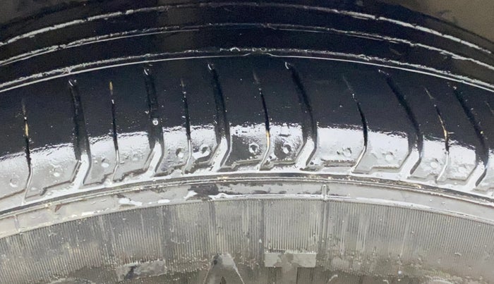 2019 Hyundai VENUE SX 1.0 TURBO, Petrol, Manual, 71,707 km, Left Front Tyre Tread