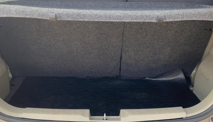 2016 Maruti Celerio ZXI AMT, Petrol, Automatic, 50,811 km, Boot Inside