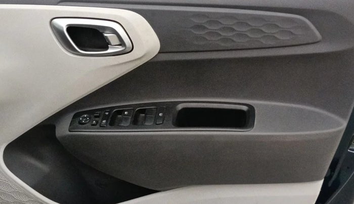 2020 Hyundai GRAND I10 NIOS SPORTZ AMT 1.2 KAPPA VTVT, Petrol, Automatic, 33,023 km, Driver Side Door Panels Control