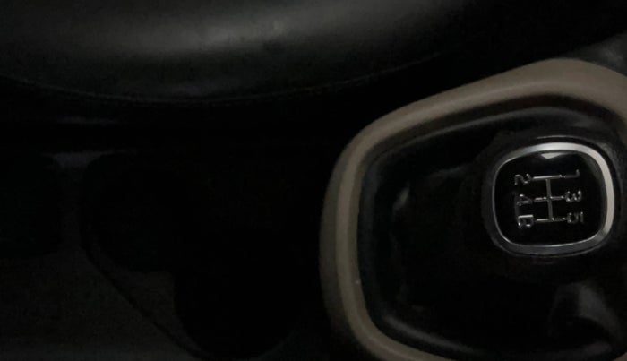 2017 Hyundai Grand i10 SPORTZ 1.2 KAPPA VTVT, Petrol, Manual, 45,957 km, Gear Lever