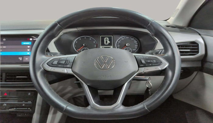 2023 Volkswagen TAIGUN HIGHLINE 1.0 TSI AT, Petrol, Automatic, 17,220 km, Steering Wheel Close Up