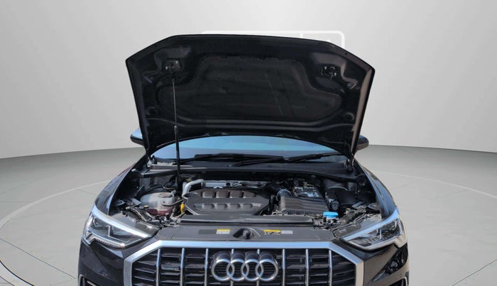 2024 Audi Q3 PREMIUM PLUS 40 TFSI, Petrol, Automatic, 10,737 km, Open Bonet