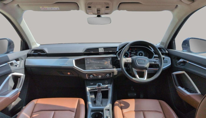 2024 Audi Q3 PREMIUM PLUS 40 TFSI, Petrol, Automatic, 10,737 km, Dashboard