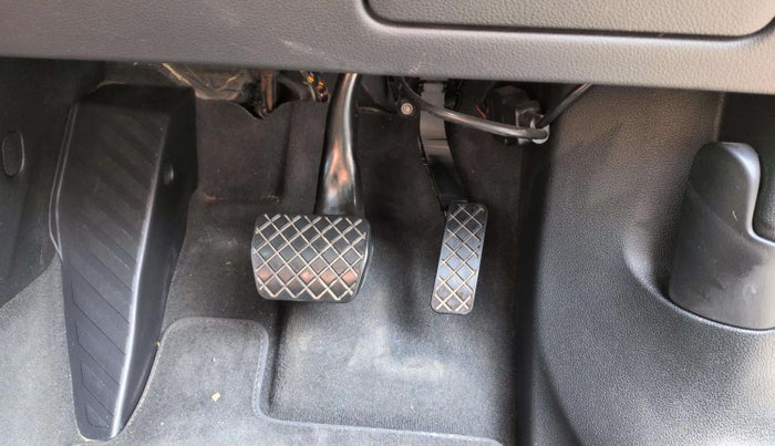 2024 Audi Q3 PREMIUM PLUS 40 TFSI, Petrol, Automatic, 10,737 km, Pedals