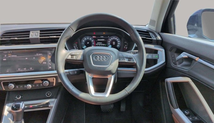 2024 Audi Q3 PREMIUM PLUS 40 TFSI, Petrol, Automatic, 10,737 km, Steering Wheel Close Up
