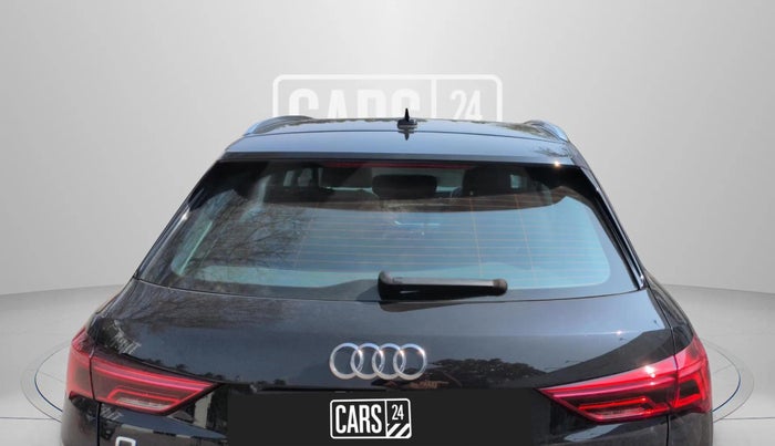 2024 Audi Q3 PREMIUM PLUS 40 TFSI, Petrol, Automatic, 10,737 km, Rear Windshield