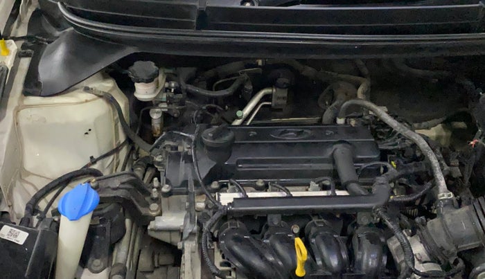 2015 Hyundai Elite i20 MAGNA 1.2, Petrol, Manual, 70,135 km, Engine View - Right