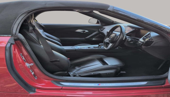 2023 BMW Z4 M40i M sport, Petrol, Automatic, 28,878 km, Right Side Front Door Cabin