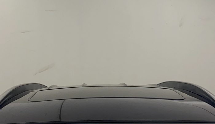 2018 Mahindra XUV500 W11 (O) AT, Diesel, Automatic, 24,675 km, Moonroof/ Sunroof