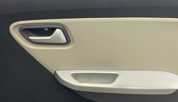 2014 Maruti Alto K10 VXI, Petrol, Manual, 33,447 km, Driver Side Door Panels Control