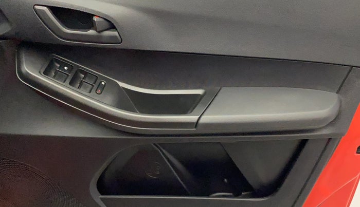 2021 Tata TIAGO NRG XZ MT, Petrol, Manual, 8,290 km, Driver Side Door Panels Control