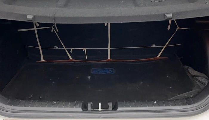 2022 Hyundai VENUE S+ 1.2, Petrol, Manual, 17,472 km, Boot Inside