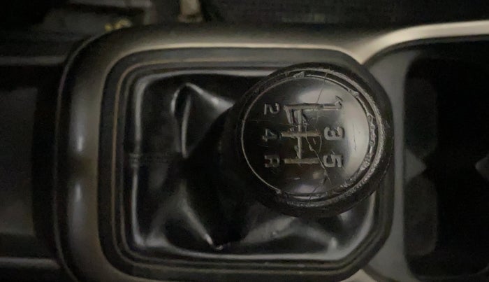 2018 Maruti IGNIS SIGMA 1.2, Petrol, Manual, 40,360 km, Gear Lever