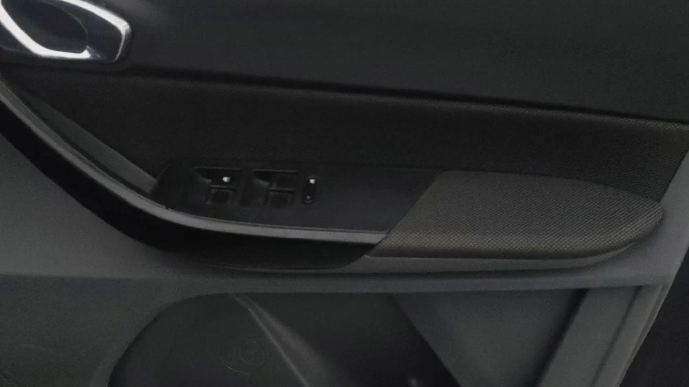 2019 Tata TIGOR XZ PLUS PETROL, Petrol, Manual, 72,772 km, Driver Side Door Panels Control