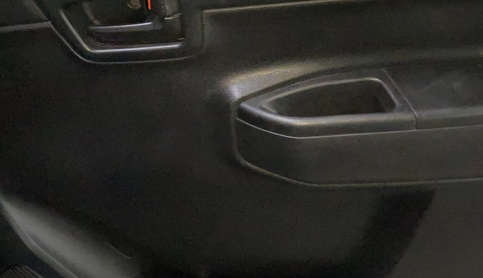 2021 Maruti S PRESSO VXI, Petrol, Manual, 26,385 km, Driver Side Door Panels Control