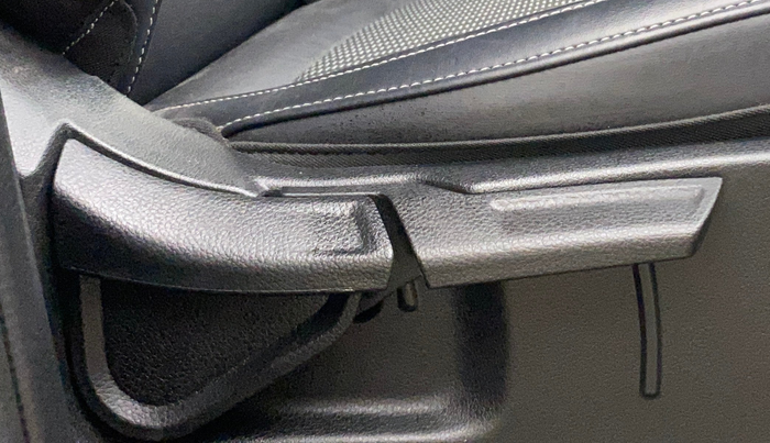 2023 KIA CARENS PRESTIGE 1.5 PETROL 7 STR, Petrol, Manual, 2,892 km, Driver Side Adjustment Panel