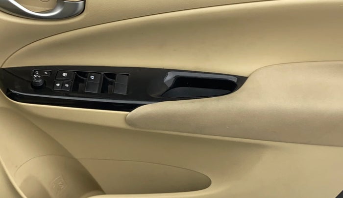 2018 Toyota YARIS G MT, Petrol, Manual, 37,733 km, Driver Side Door Panels Control