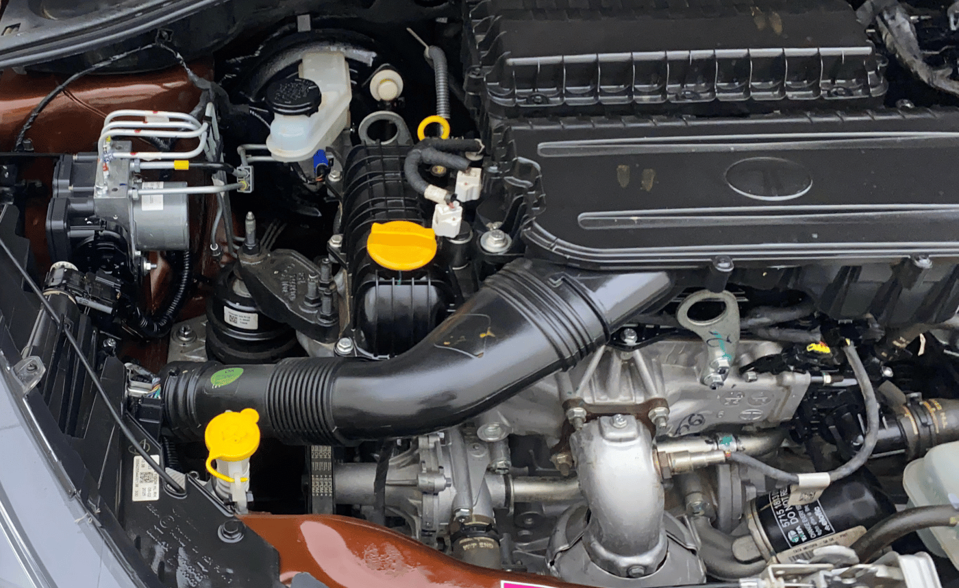 2025 Tata TIGOR XZA PLUS PETROL, Petrol, Automatic, 3,532 km, Engine View - Right