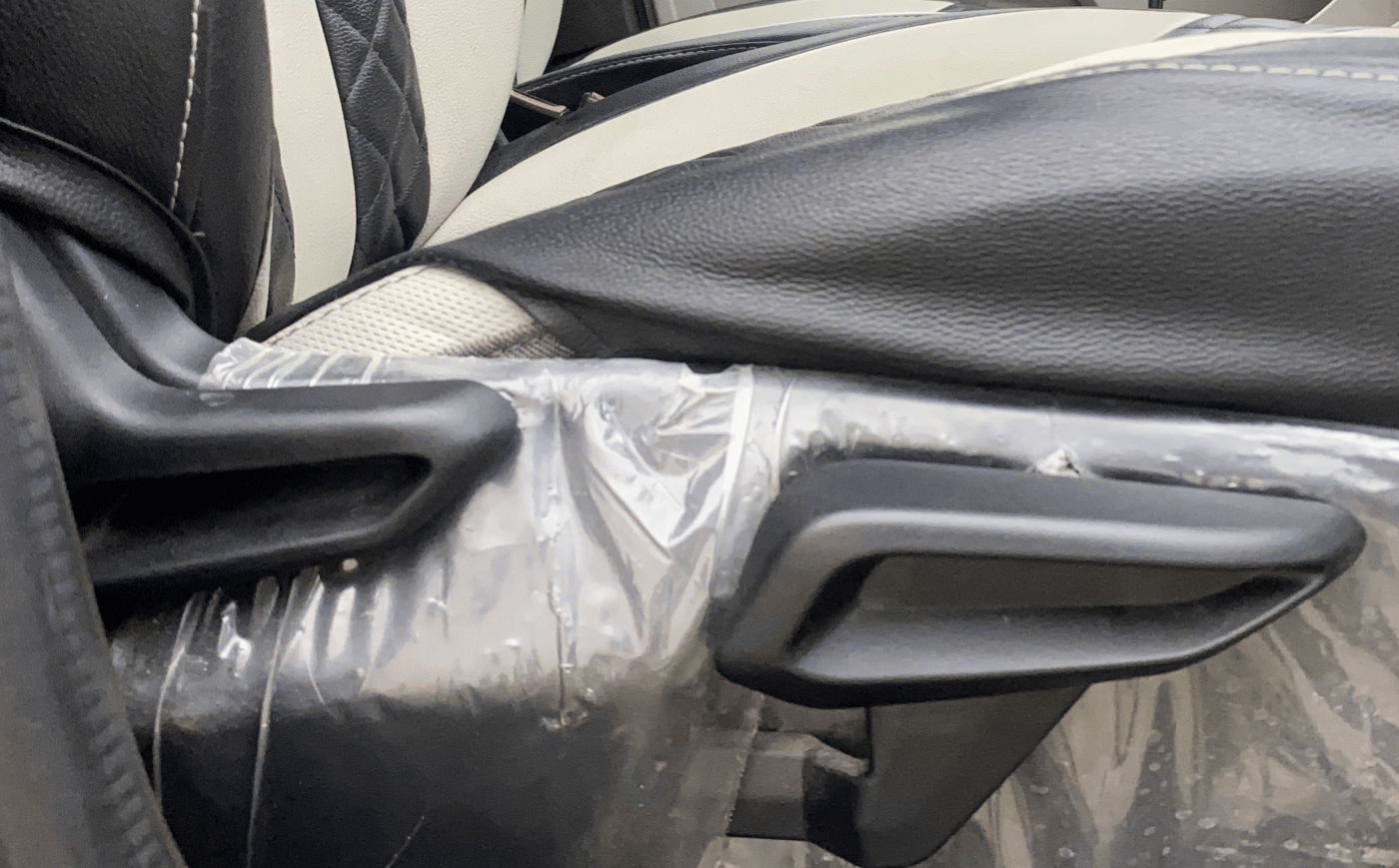 2025 Tata TIGOR XZA PLUS PETROL, Petrol, Automatic, 3,532 km, Driver Side Adjustment Panel
