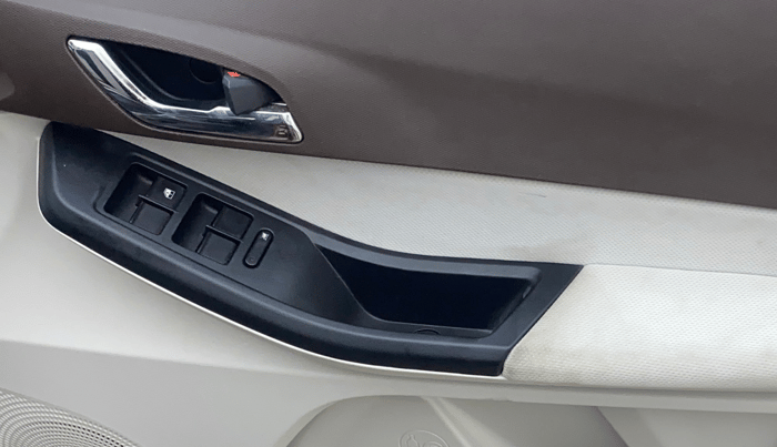2025 Tata TIGOR XZA PLUS PETROL, Petrol, Automatic, 3,532 km, Driver Side Door Panels Control