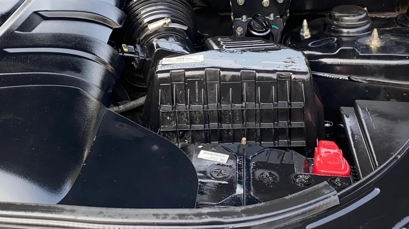 2021 Mahindra XUV500 W11 AT, Diesel, Automatic, 70,007 km, Engine View - Left