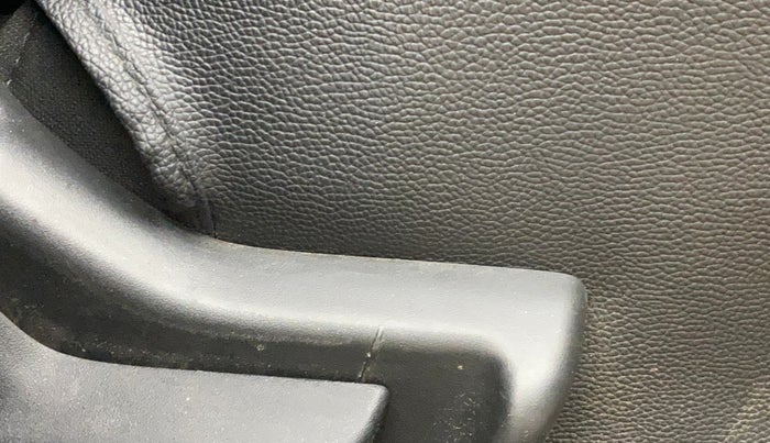 2025 Maruti Swift VXi, Petrol, Manual, 22,175 km, Driver Side Adjustment Panel